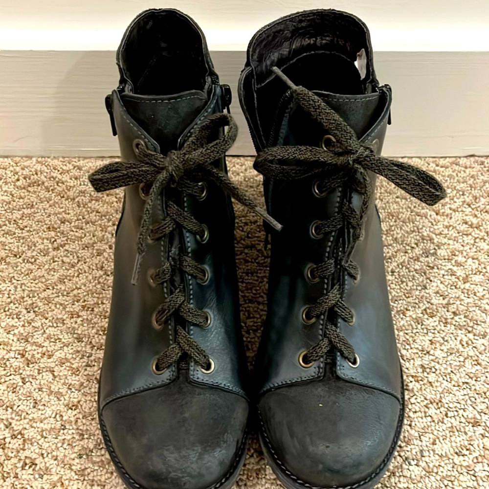 Charcoal gray leather with black suede